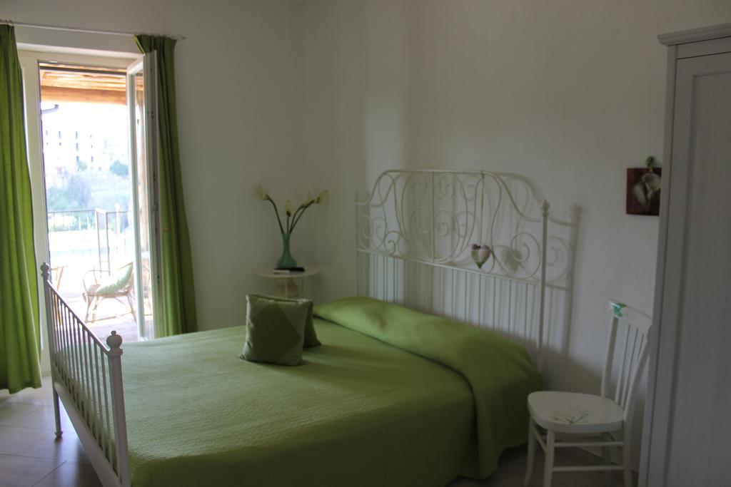 Le Rocce Bed & Breakfast SantʼAgata deʼ Goti Eksteriør bilde